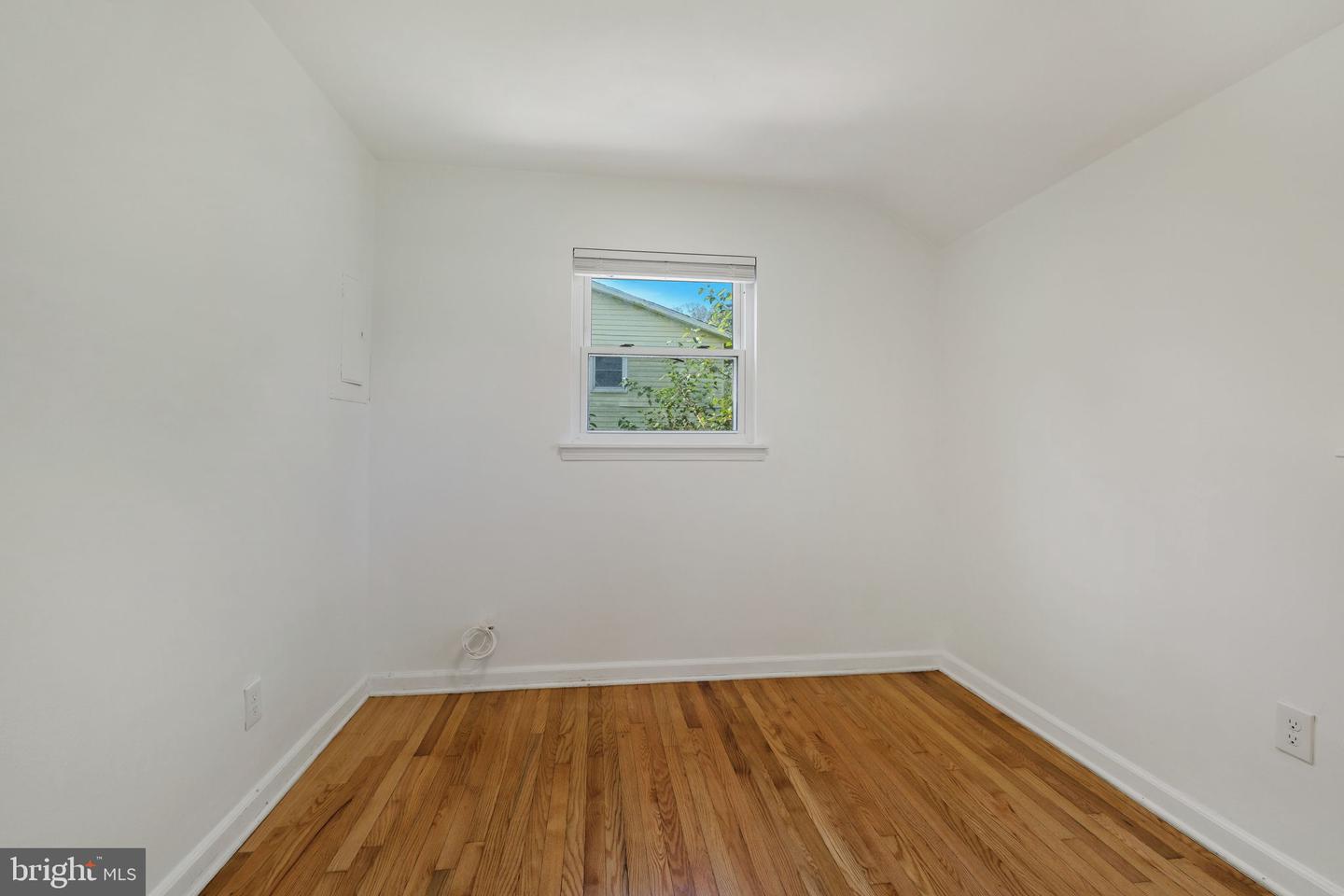 12008 Grandview Ave Property Photo 14