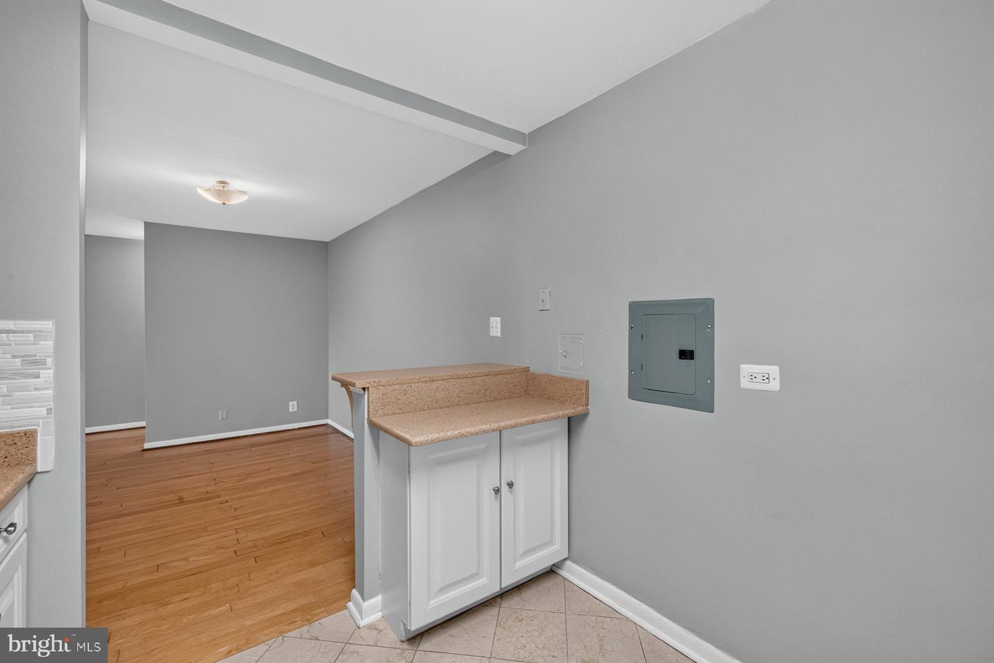 8315 N Brook Ln #2-1004 Property Photo 12
