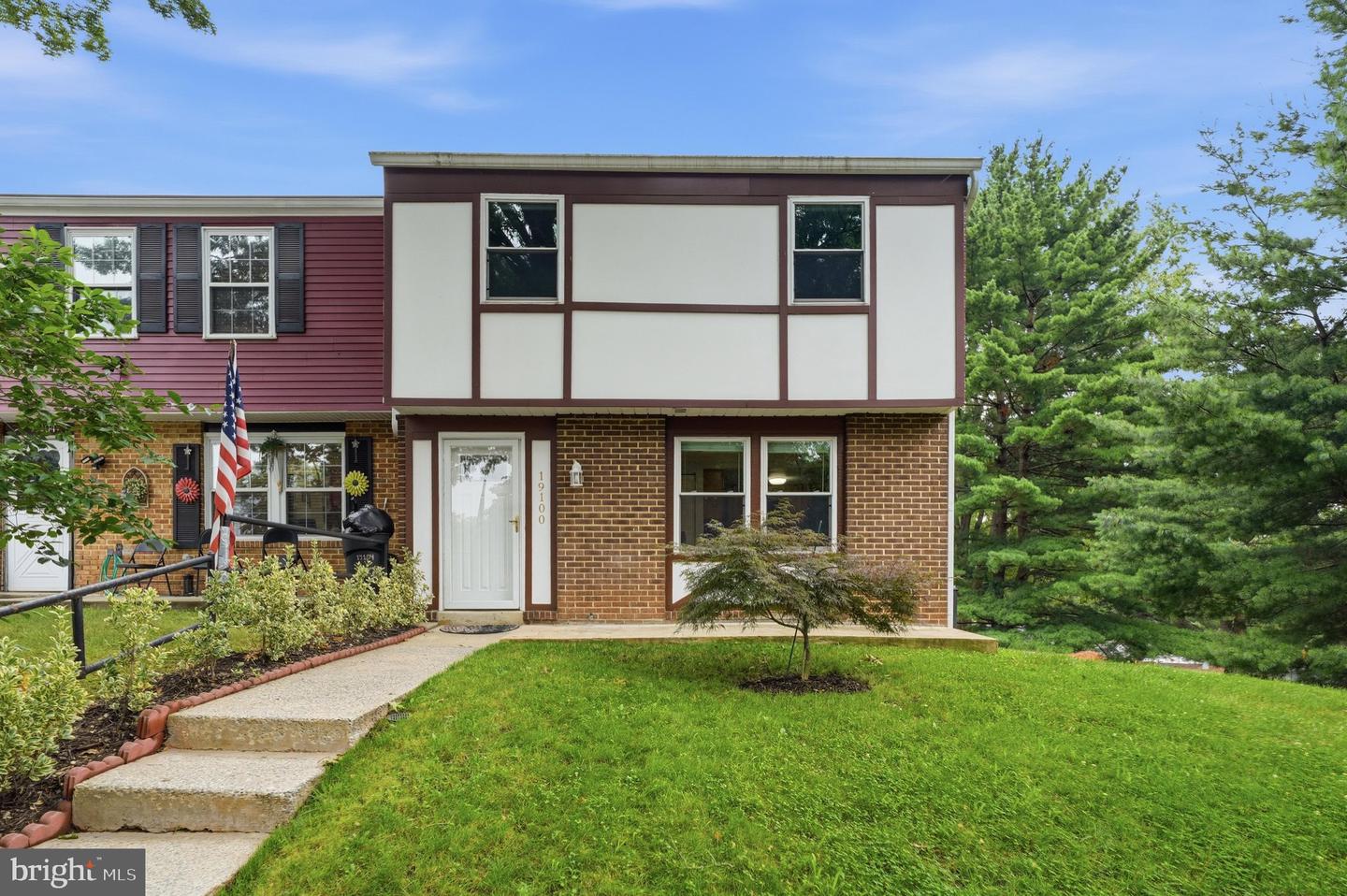 19100 ALDENHAM CT Property Photo 1