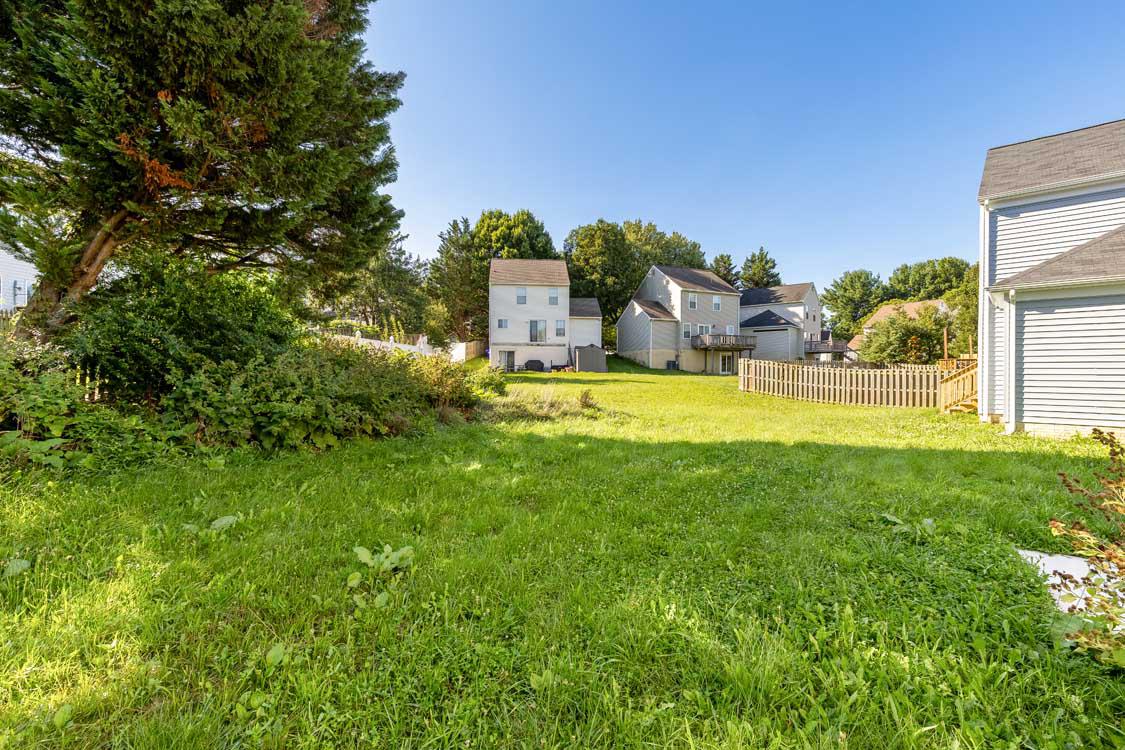 12104 Songbird Ln Property Photo 5