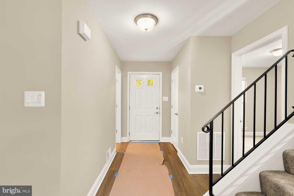 12104 Songbird Ln Property Photo 6