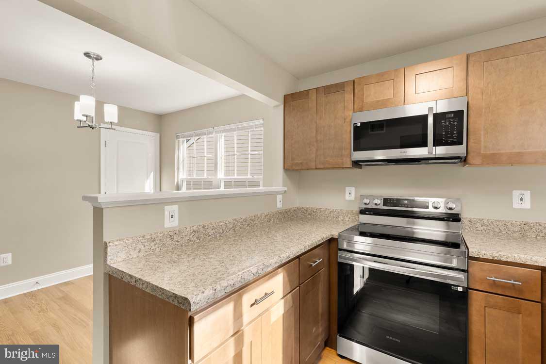 12104 Songbird Ln Property Photo 12