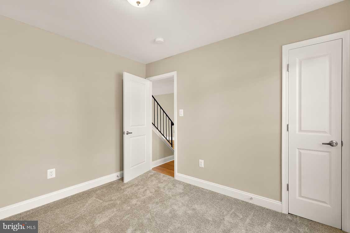 12104 Songbird Ln Property Photo 28