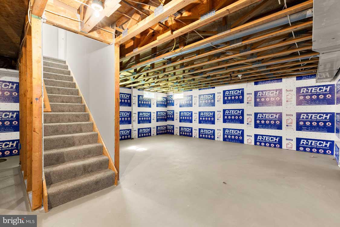 12104 Songbird Ln Property Photo 33