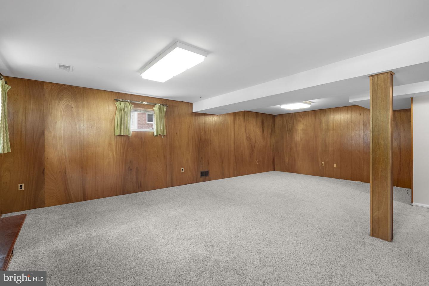 820 Lamberton Dr Property Photo 23