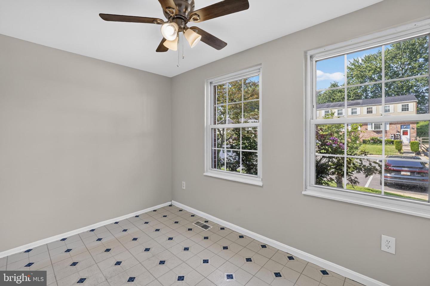 19229 Deep Run Ct Property Photo 6