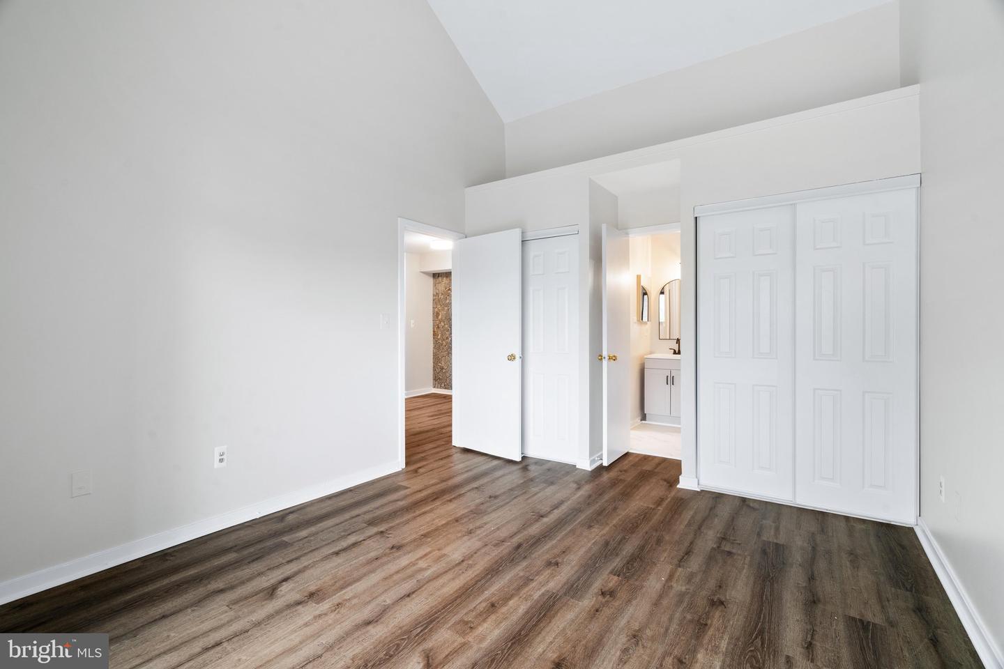 9934 Hellingly Pl #142 Property Photo 17