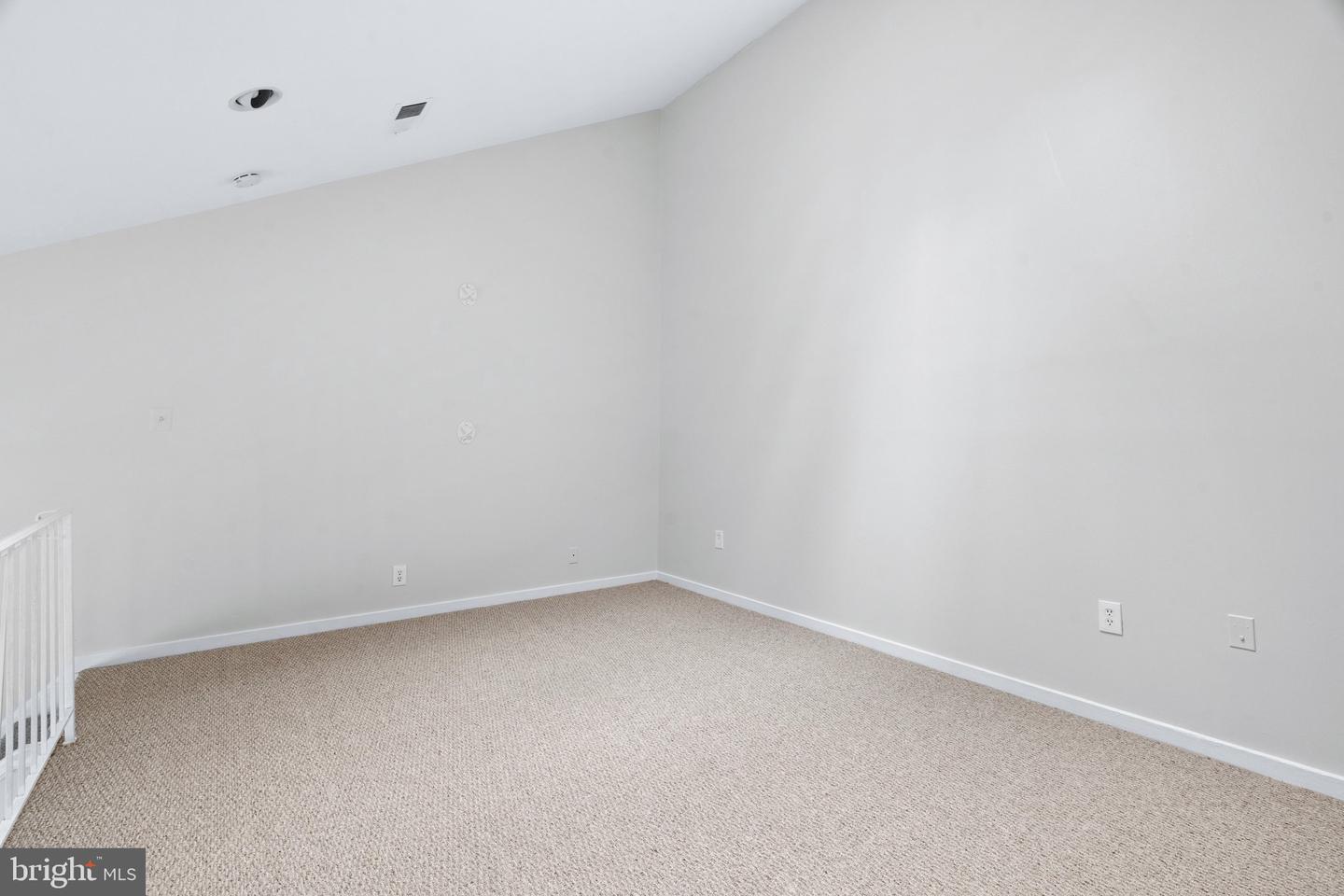 9934 Hellingly Pl #142 Property Photo 20