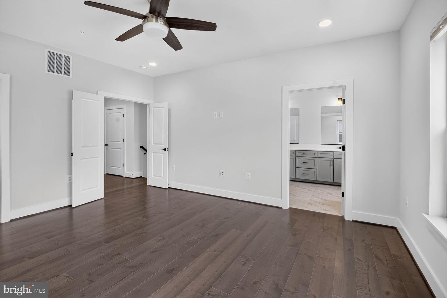 930 Crown Park Ave Property Photo 19