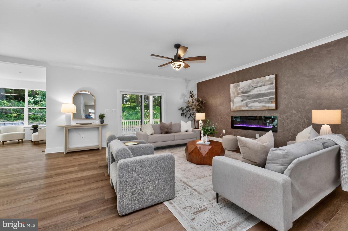 13222 Ewood Ln Property Photo 3