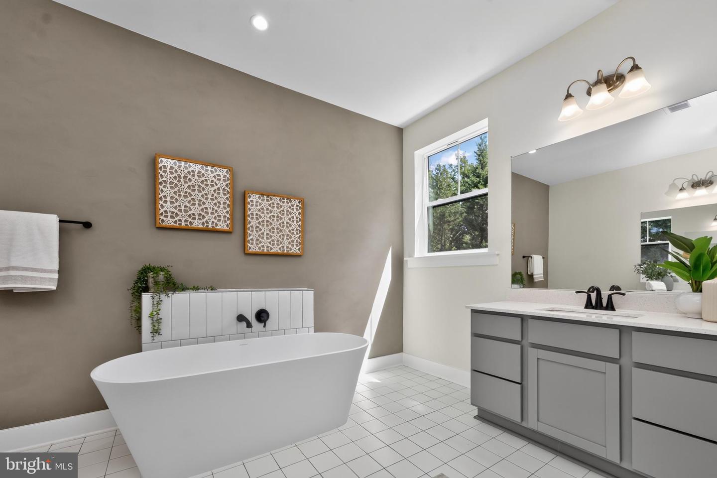 13222 Ewood Ln Property Photo 40