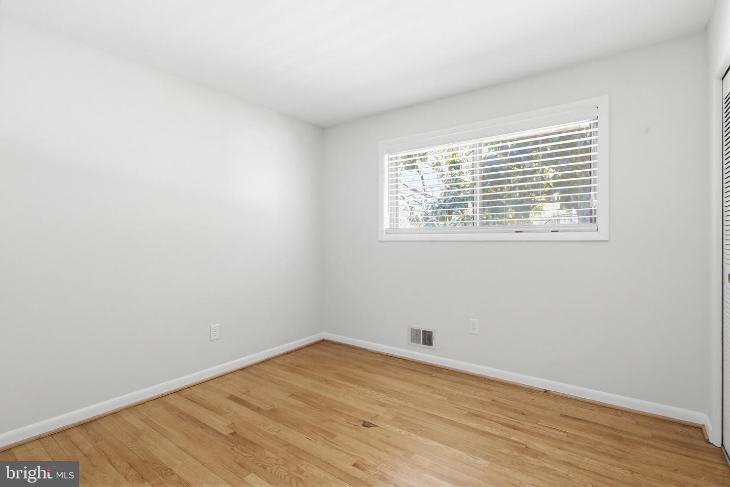 9717 Hedin Dr Property Photo 21