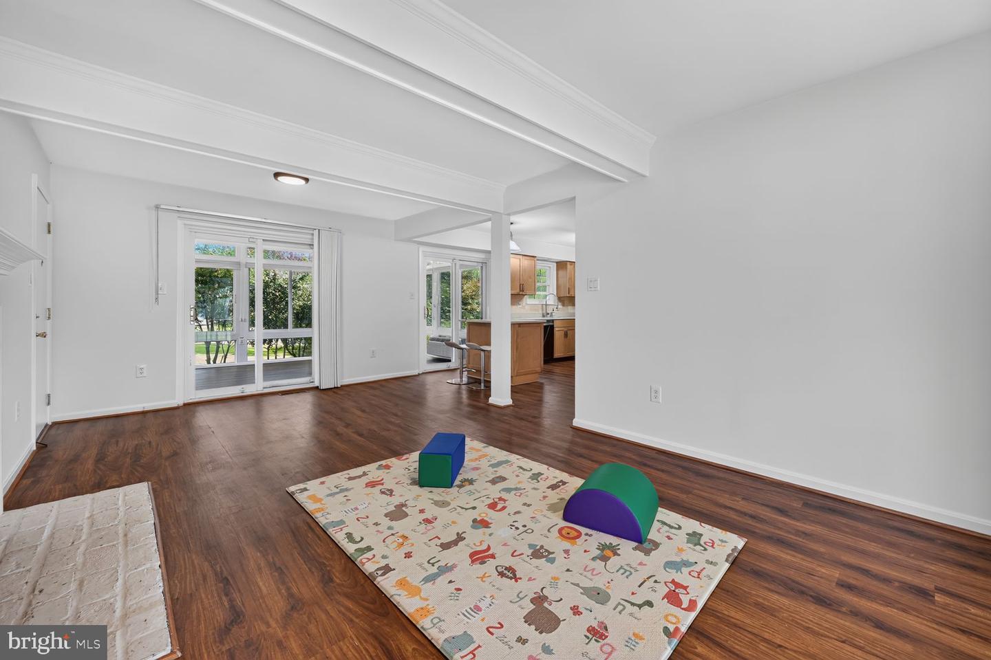 1608 Mithering Ln Property Photo 16