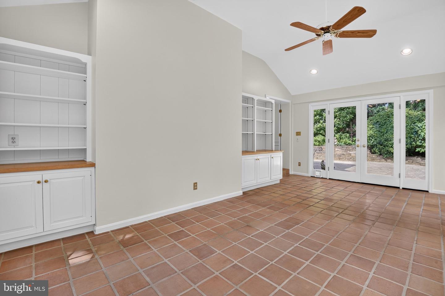 6309 Kenhowe Dr Property Photo 36