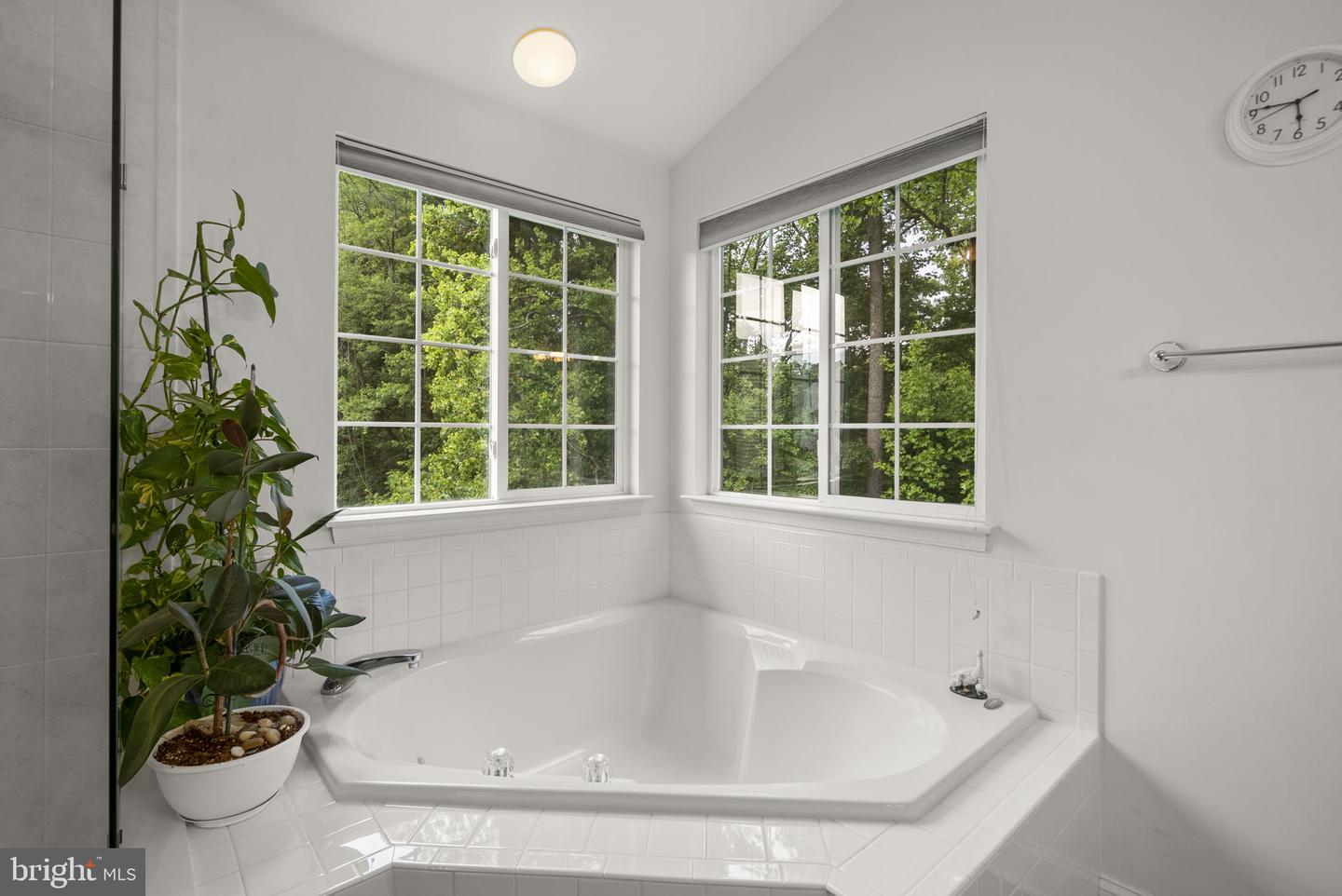 4012 Cotton Tree Ln Property Photo 24