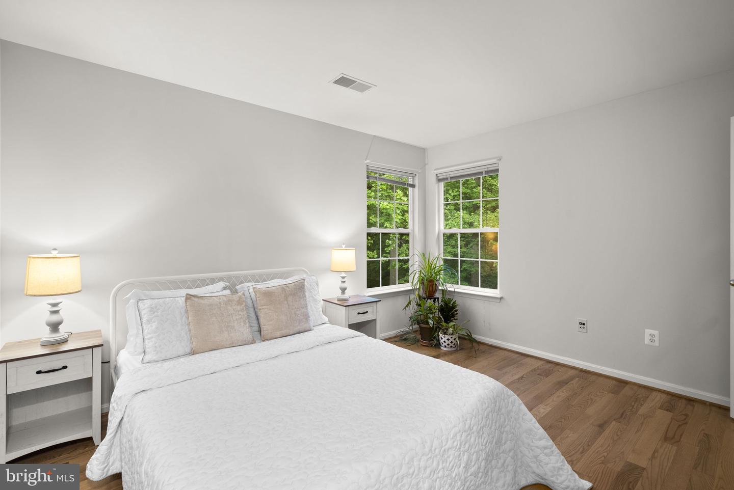 4012 Cotton Tree Ln Property Photo 28