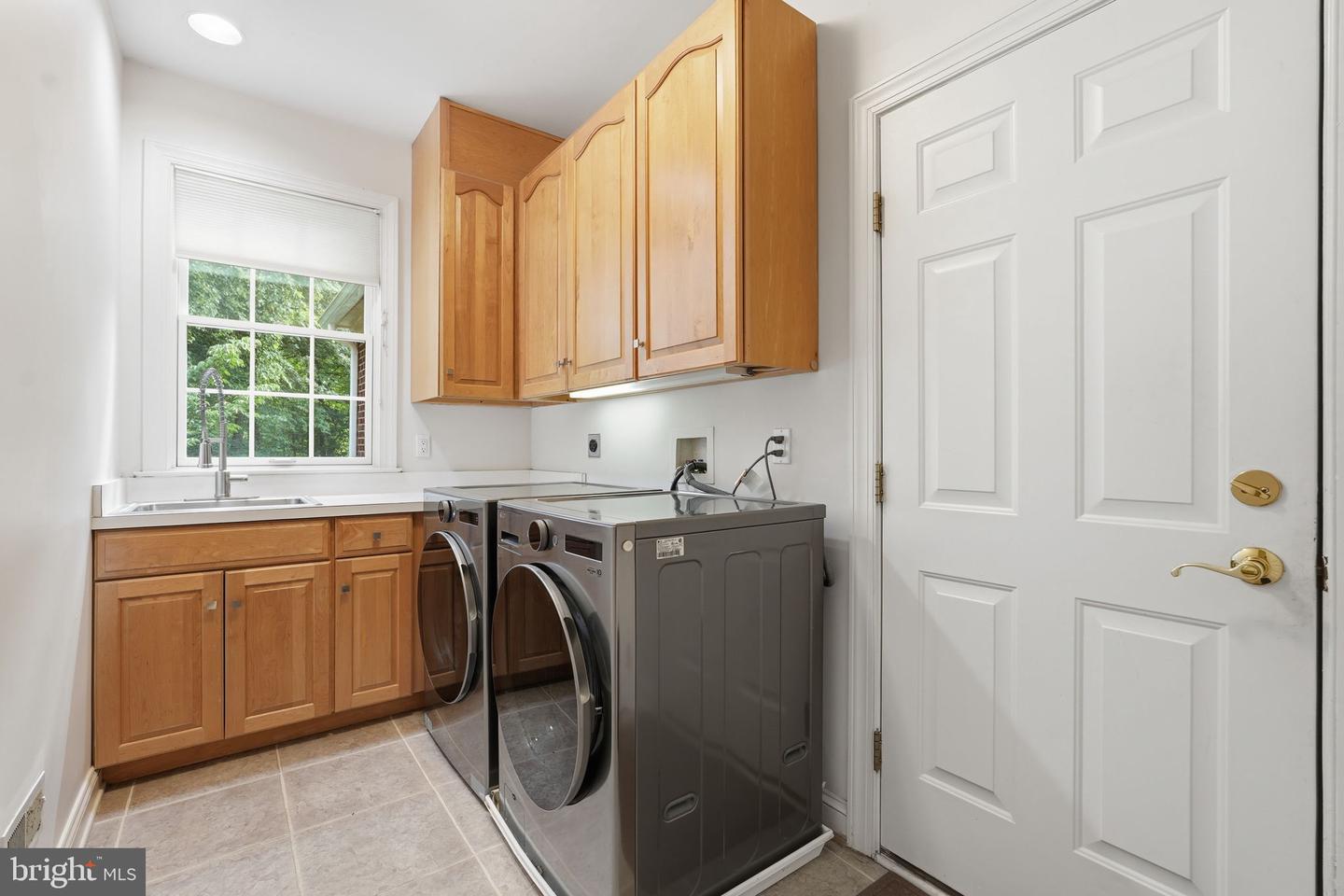11640 Piney Spring Ln Property Photo 12