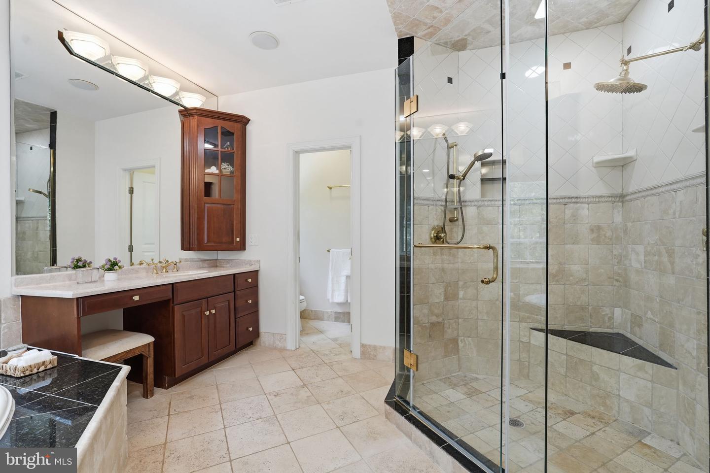 11640 Piney Spring Ln Property Photo 21