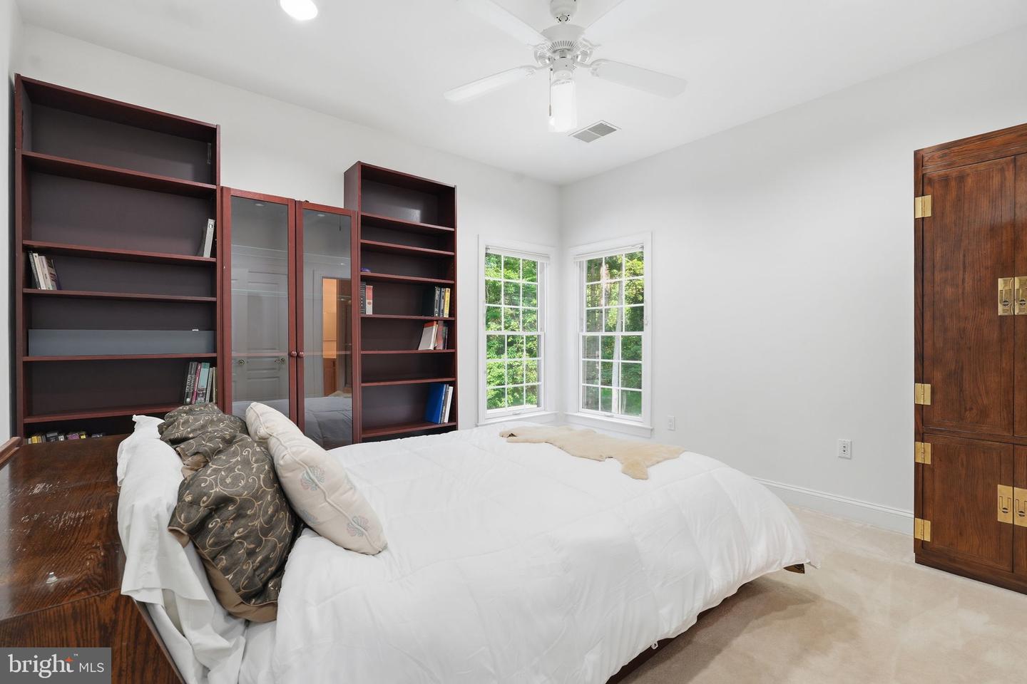 11640 Piney Spring Ln Property Photo 23