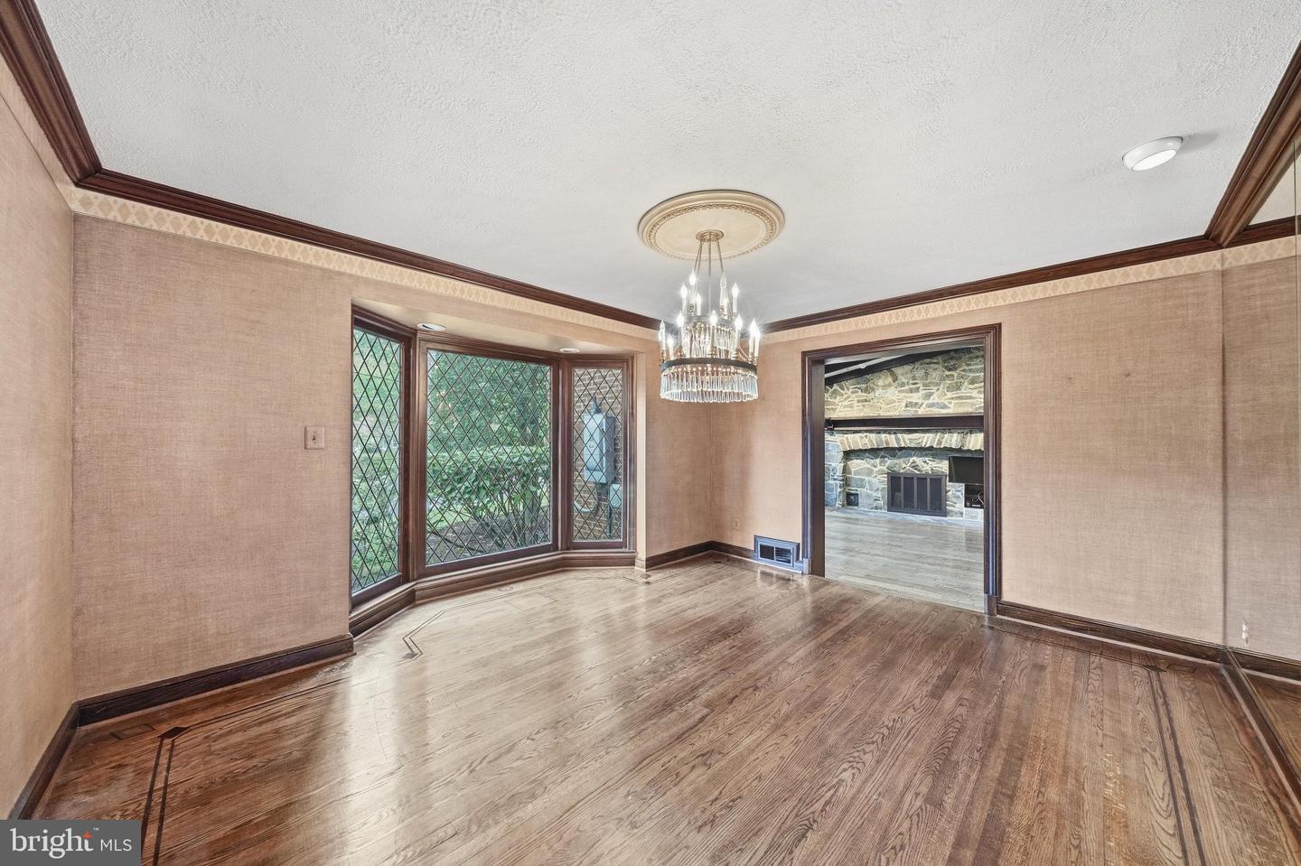 10601 Sweetbriar Pkwy Property Photo 4
