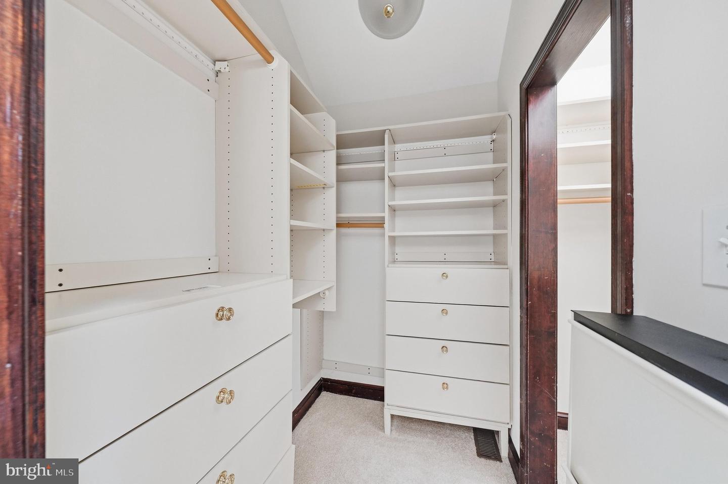 10601 Sweetbriar Pkwy Property Photo 31
