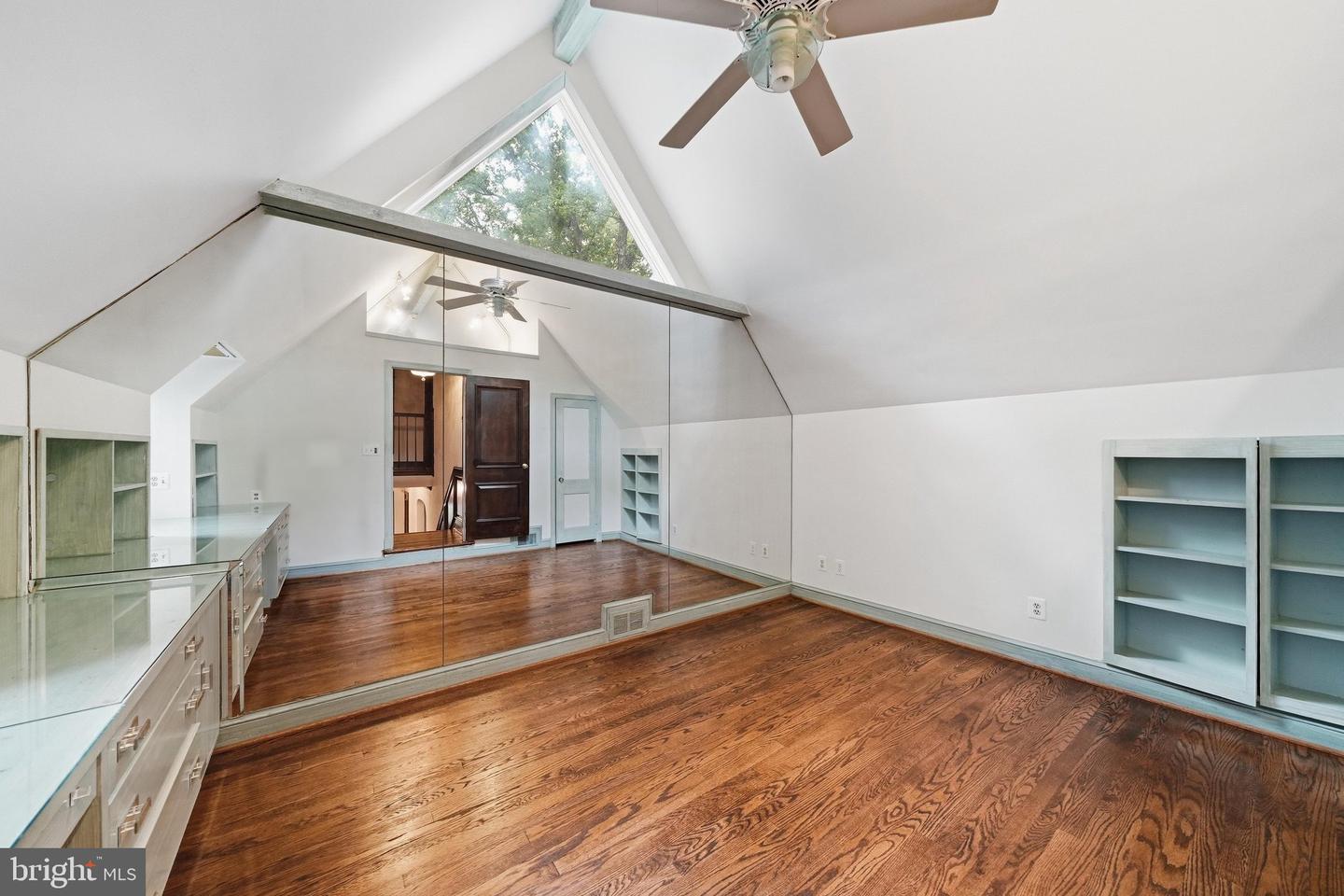 10601 Sweetbriar Pkwy Property Photo 32