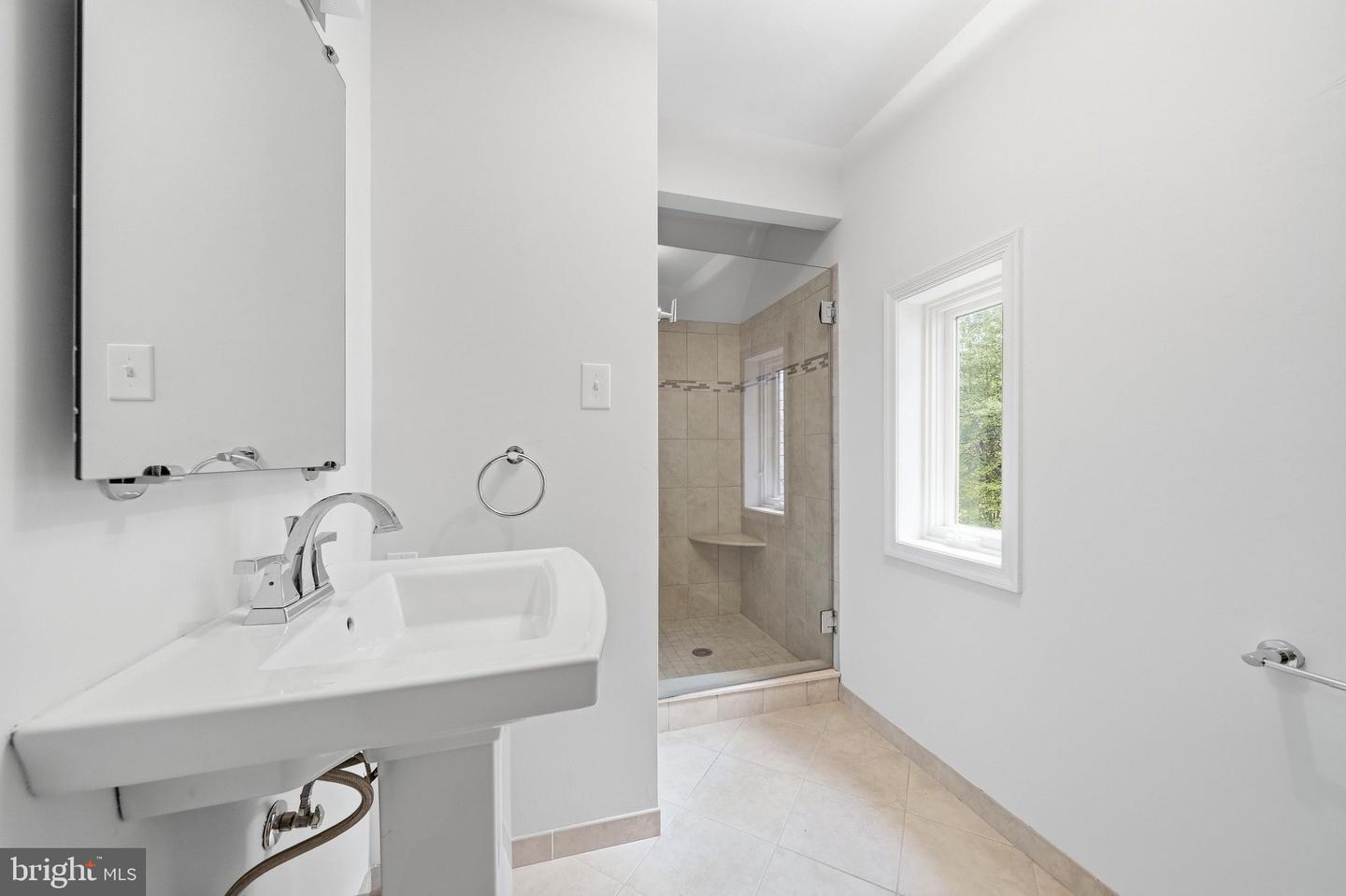 10601 Sweetbriar Pkwy Property Photo 39
