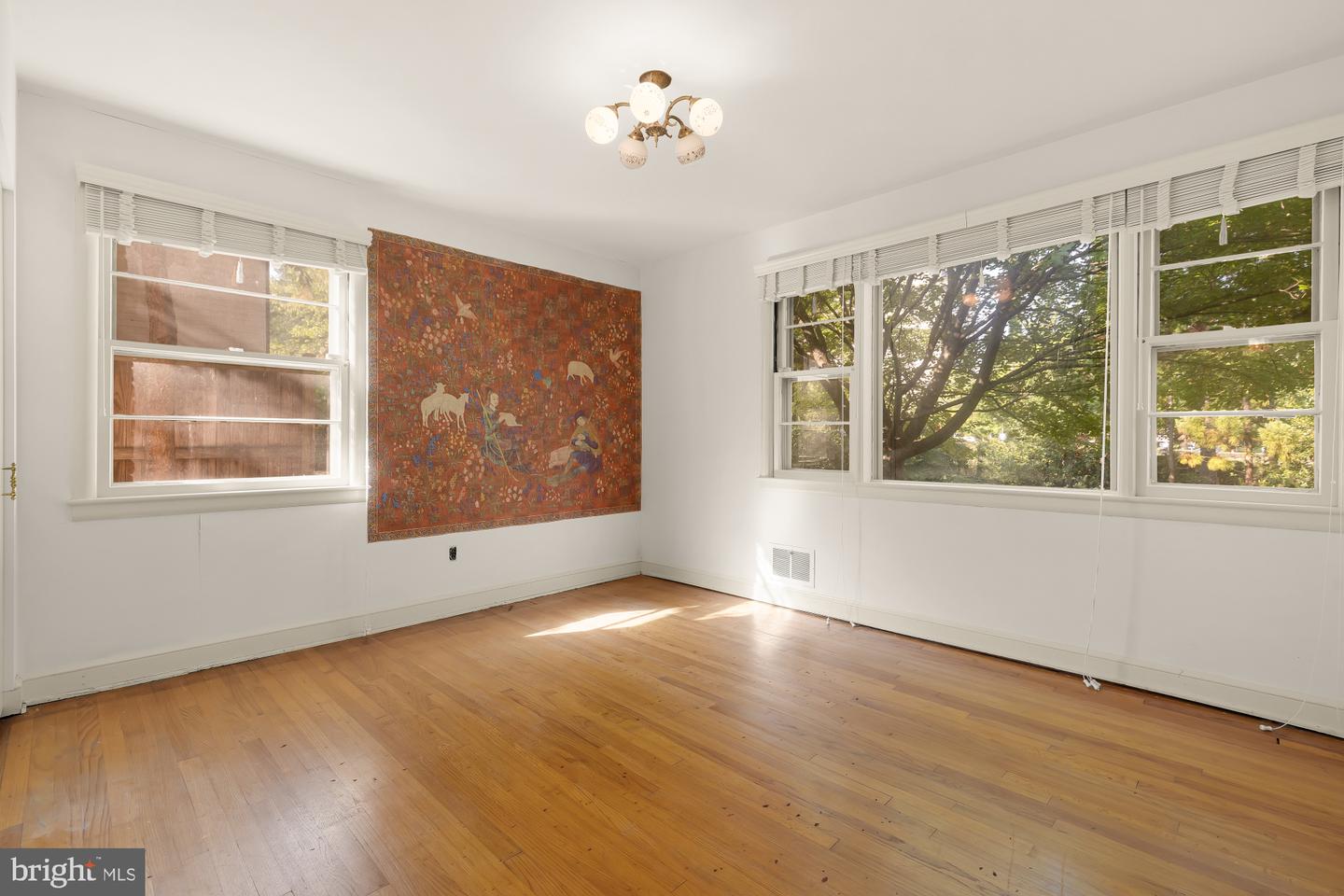 5611 Belmont Ave Property Photo 15