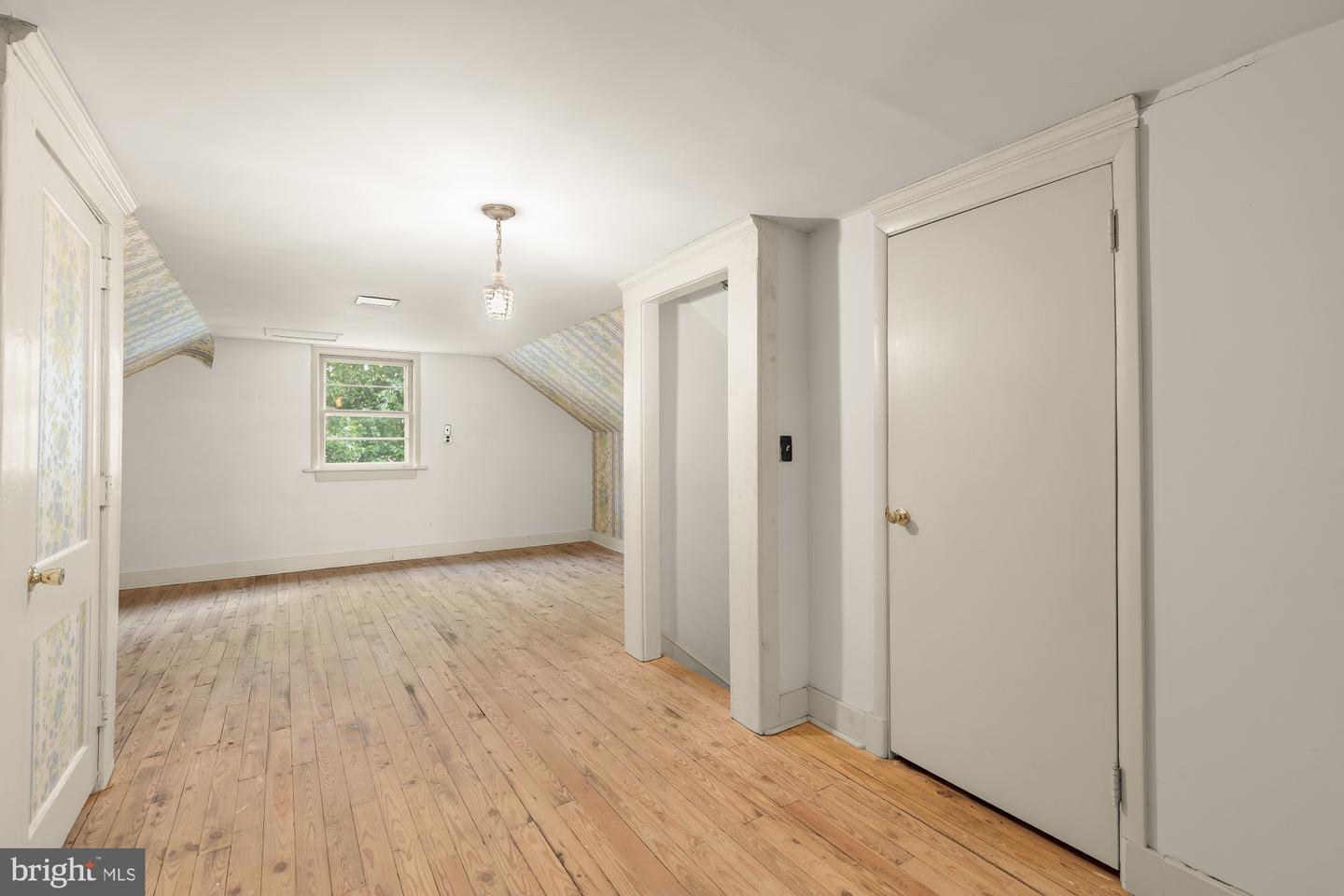 5611 Belmont Ave Property Photo 19