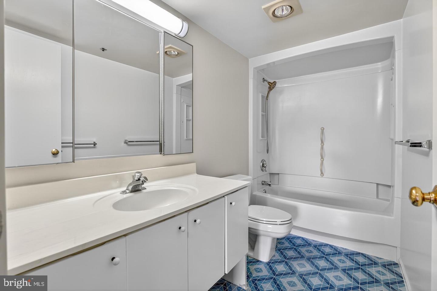 3310 N Leisure World Blvd #124 Property Photo 26