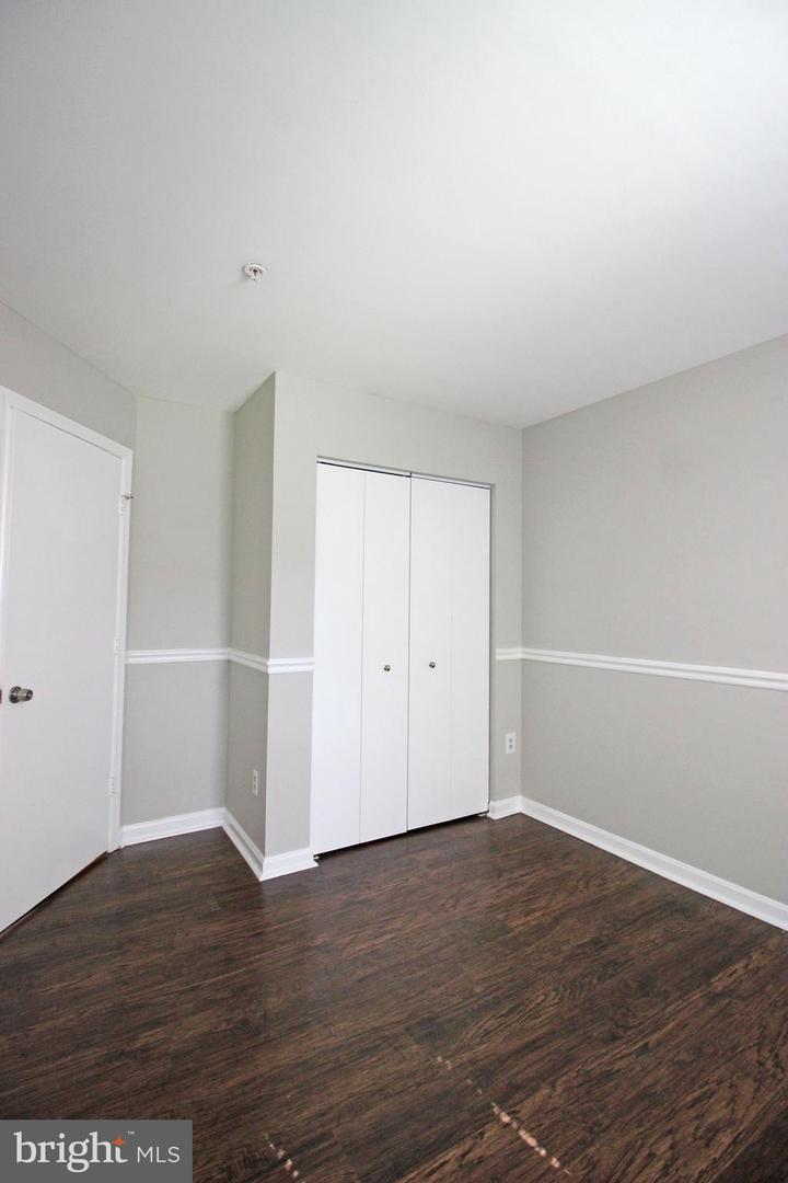 7939 Otter Cove Ct Property Photo 17