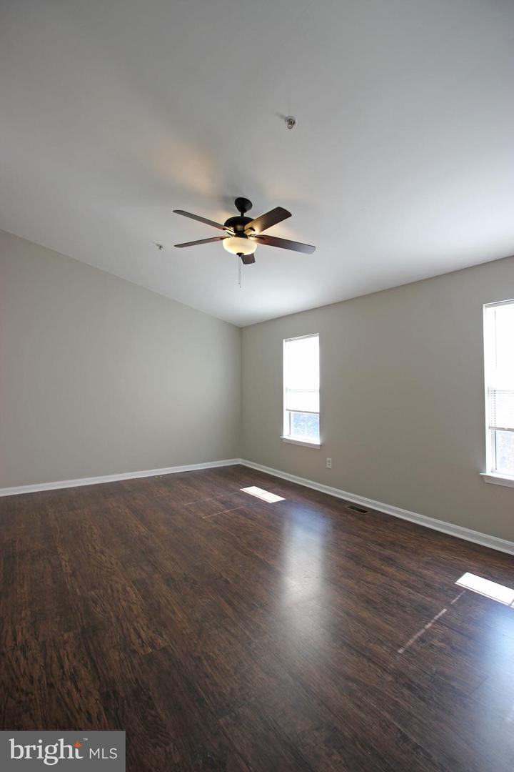 7939 Otter Cove Ct Property Photo 21