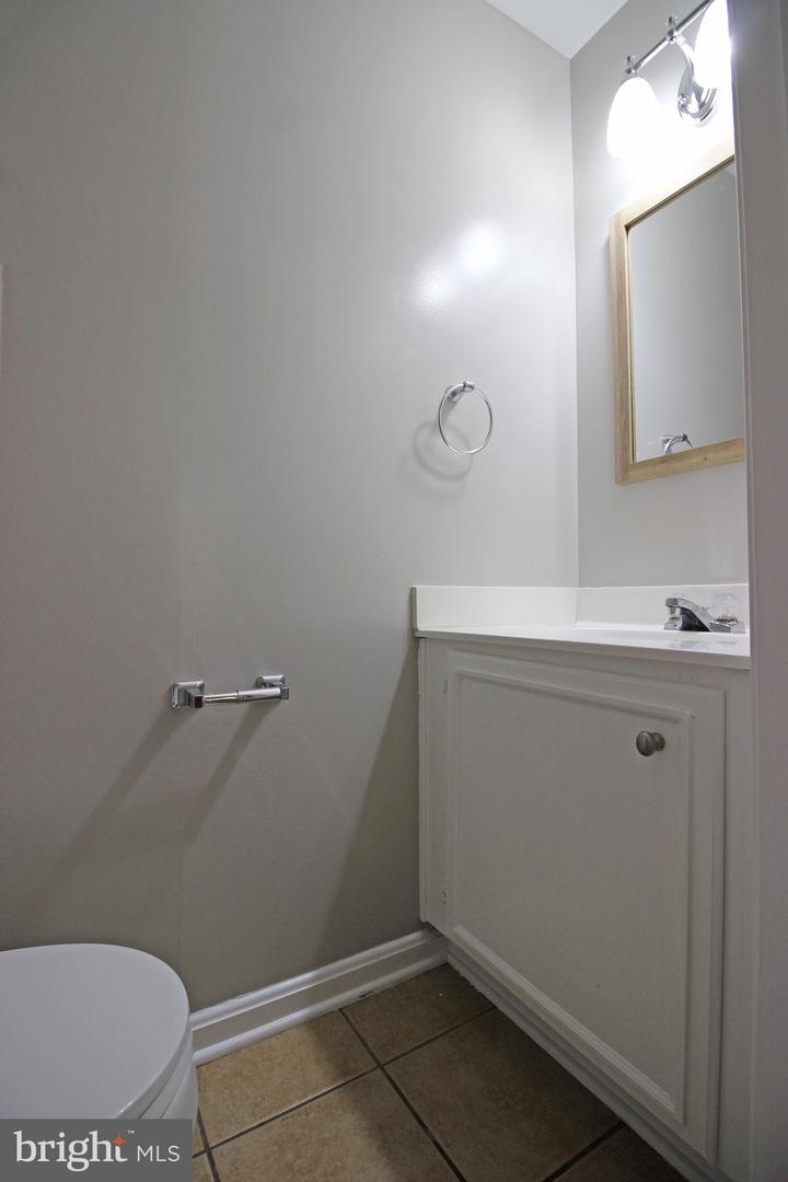 7939 Otter Cove Ct Property Photo 27