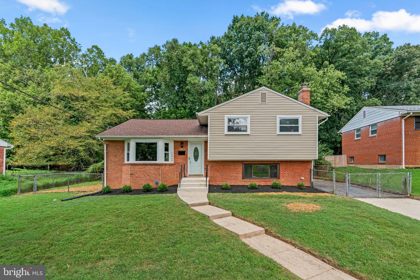 12800 Littleton St Property Photo 2