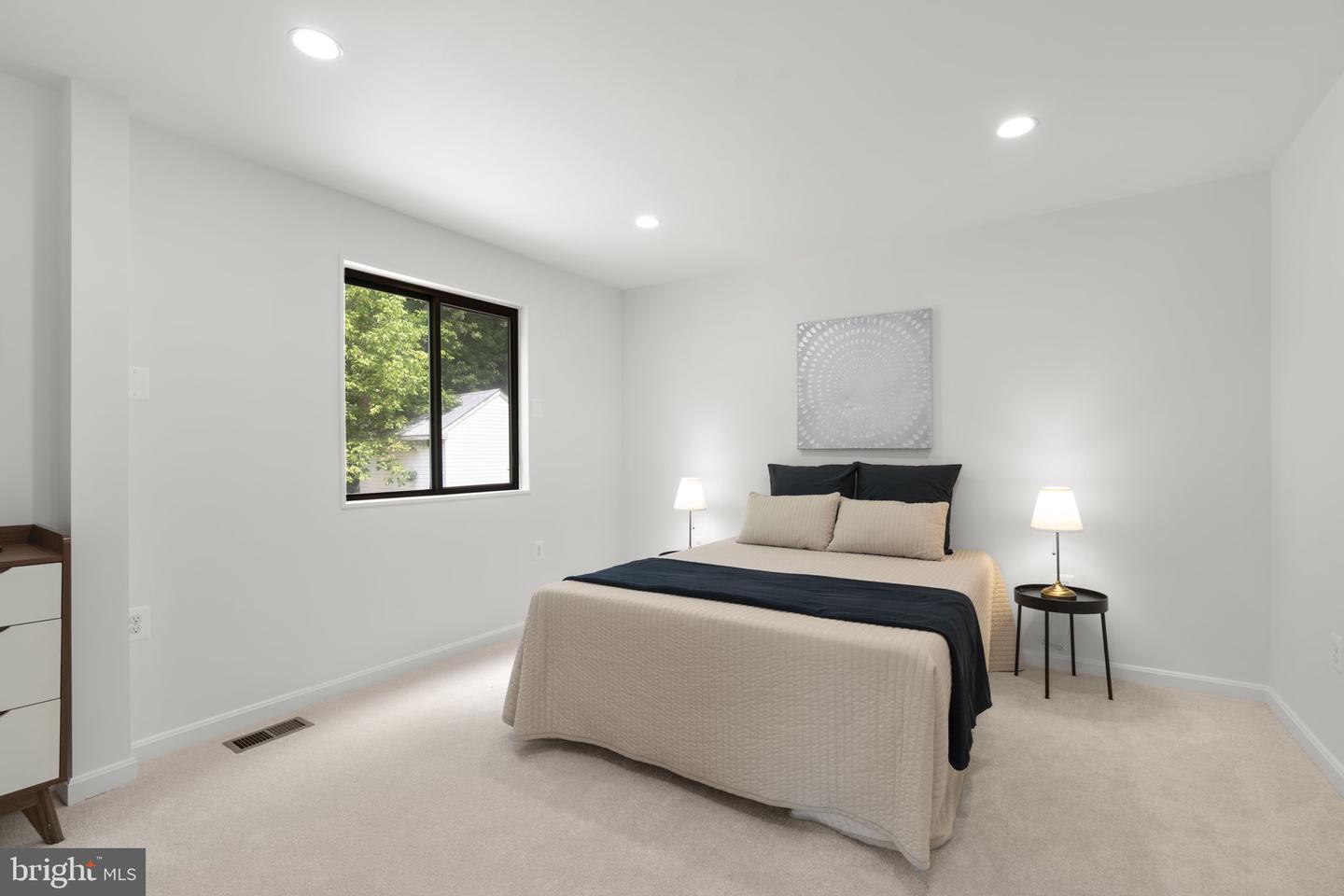 12800 Littleton St Property Photo 6