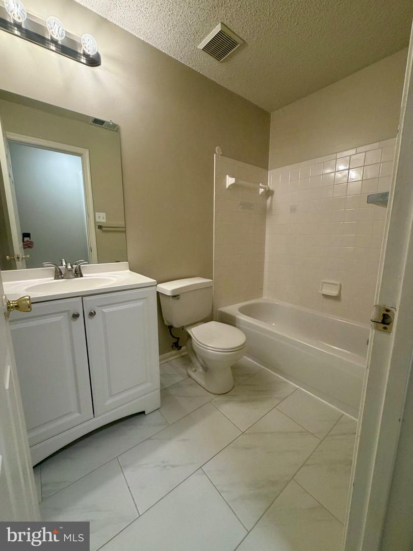 2703 Snowbird Ter #8-15 Property Photo 16