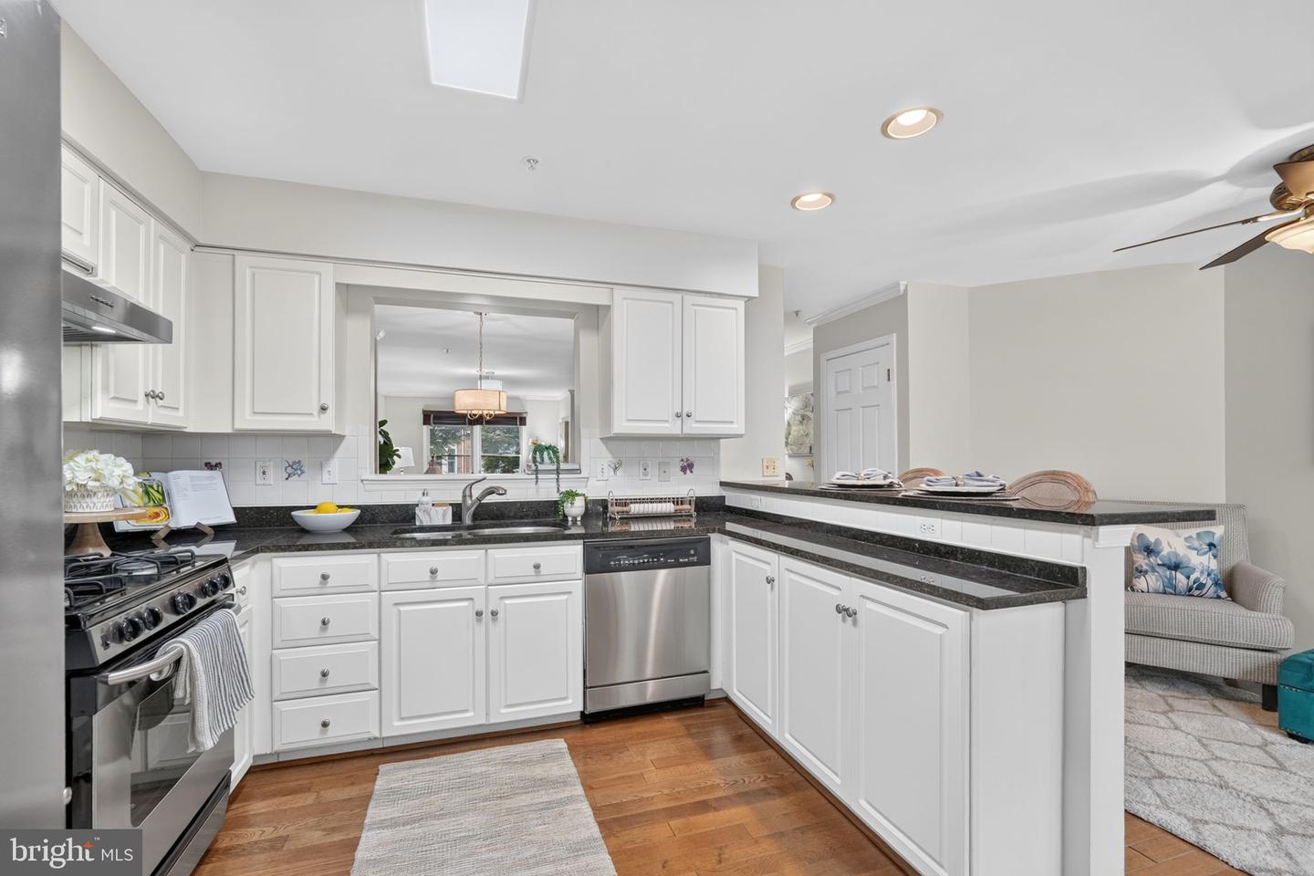 109 Swarthmore Ave Property Photo 14