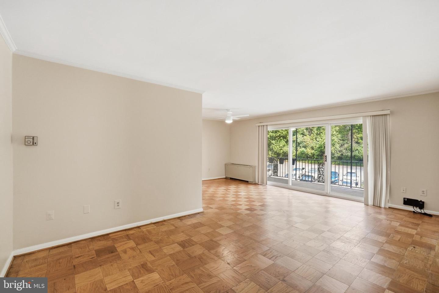 3535 Chevy Chase Lake Dr #307 Property Photo 2