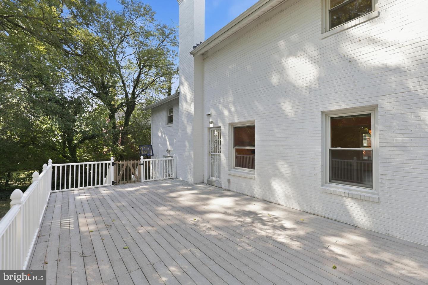 9905 Marquette Dr Property Photo 17