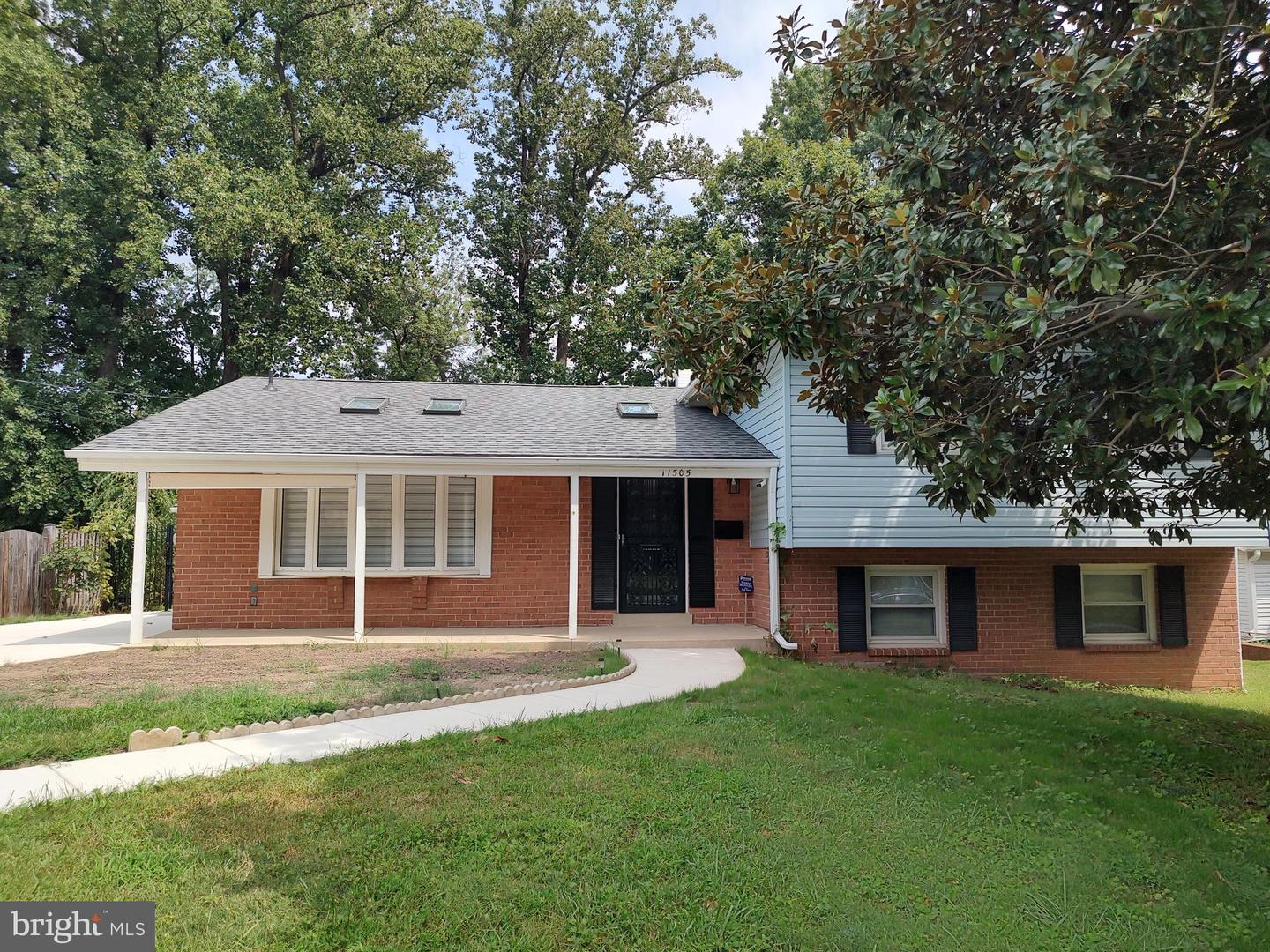 11505 MONTICELLO AVE Property Photo 1
