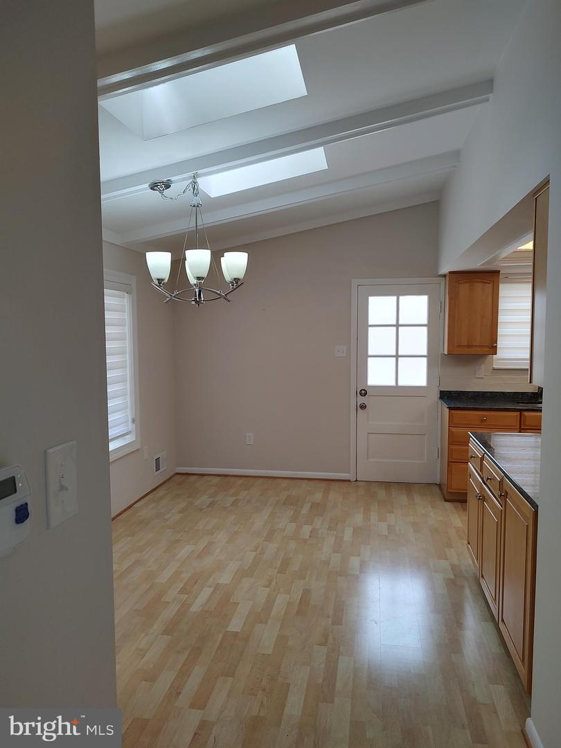 11505 Monticello Ave Property Photo 8