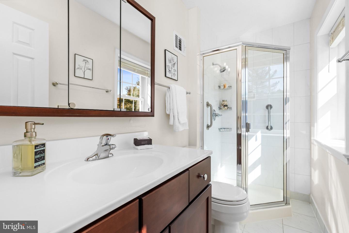 6750 Kenwood Forest Ln #26 Property Photo 12