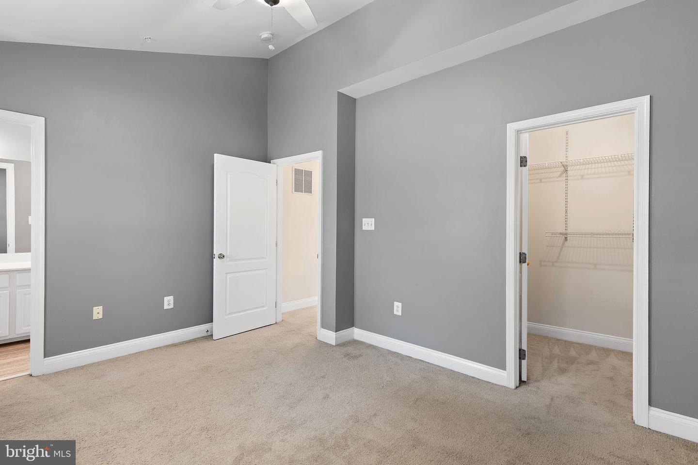 136 Pasture Side Way Property Photo 16