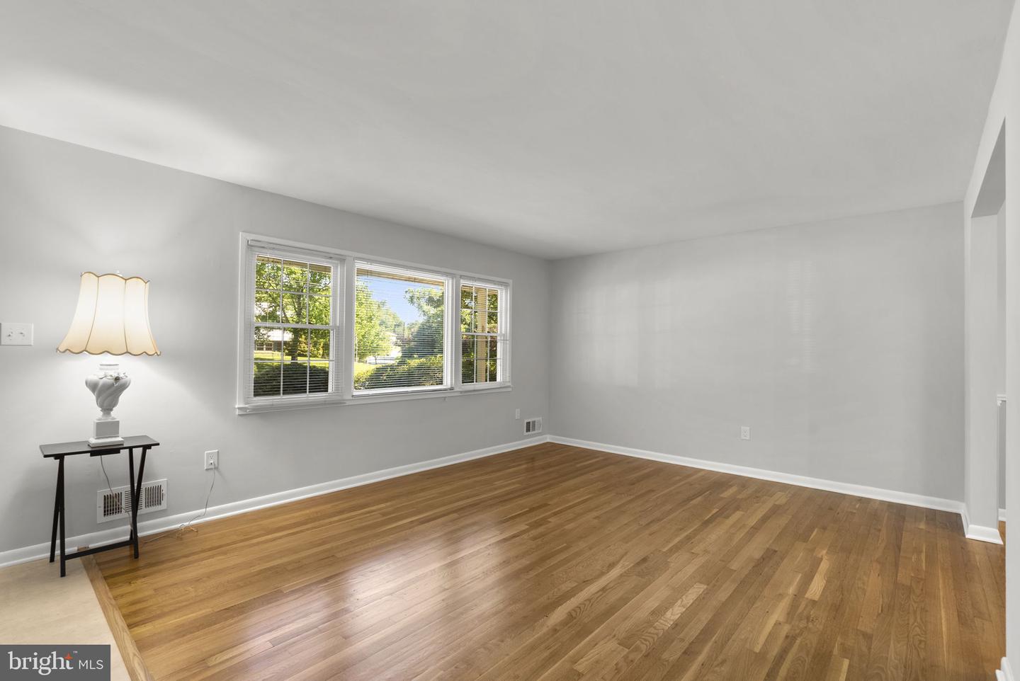 13007 Collingwood Ter Property Photo 8