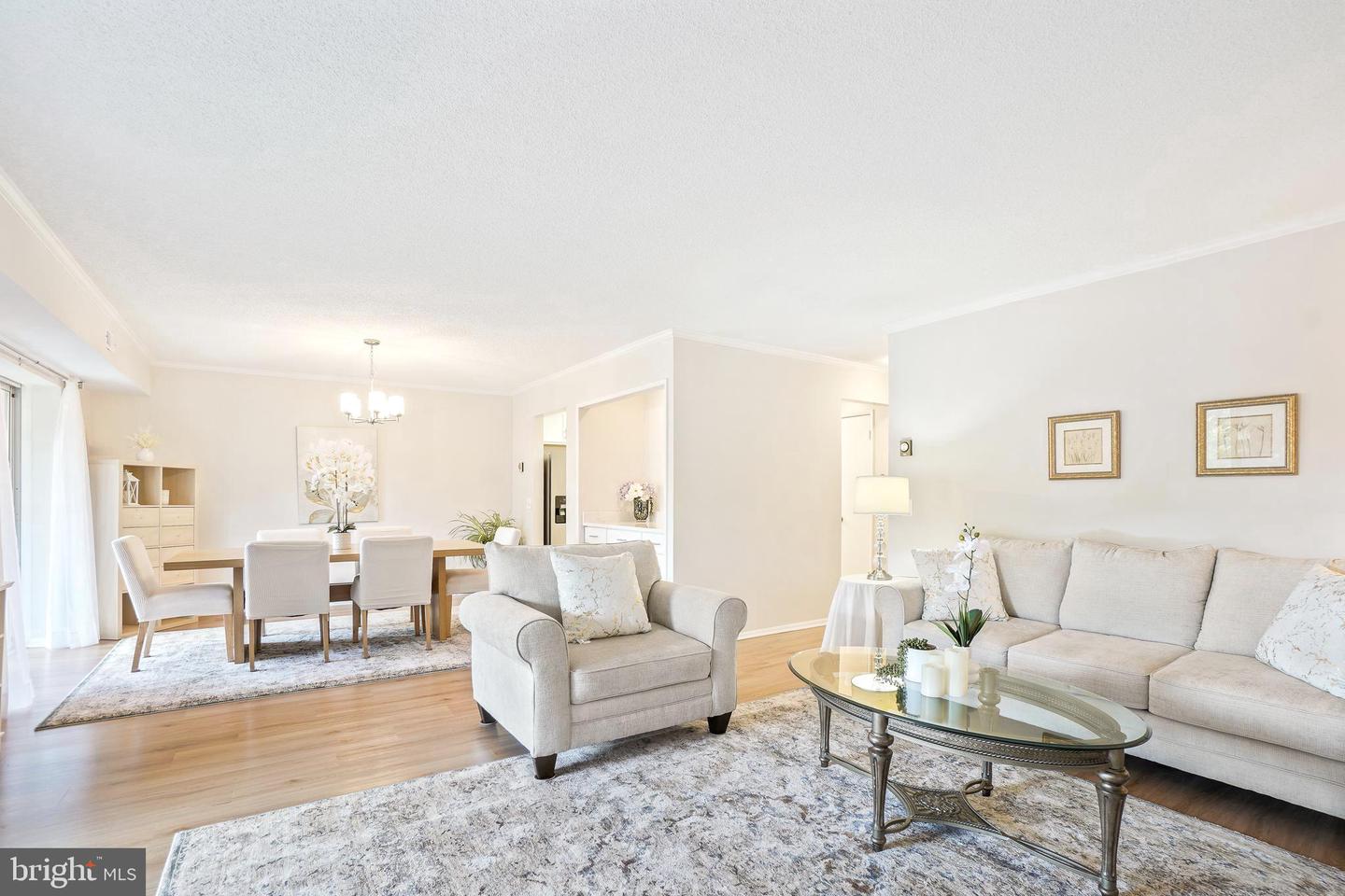 15121 GLADE DR #13-3B Property Photo 1