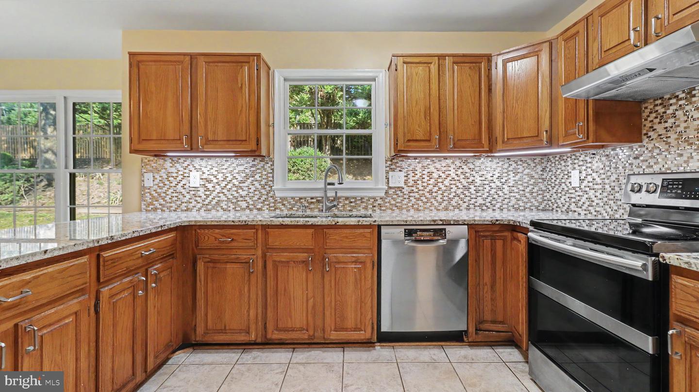 12200 Mosel Ter Property Photo 9
