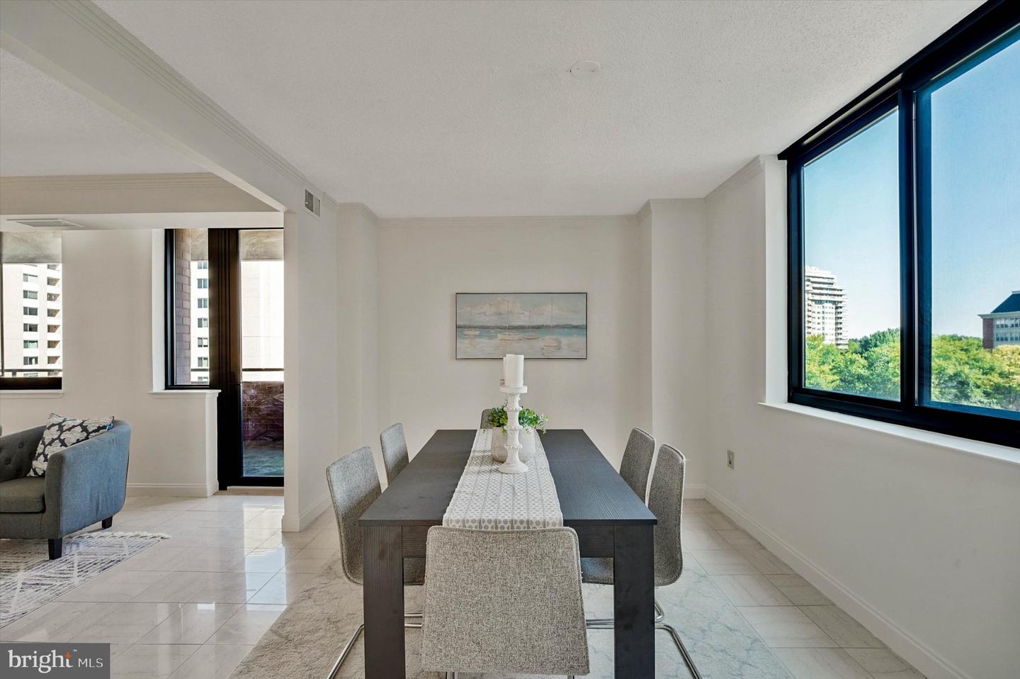 4550 N Park Ave #812 Property Photo 13