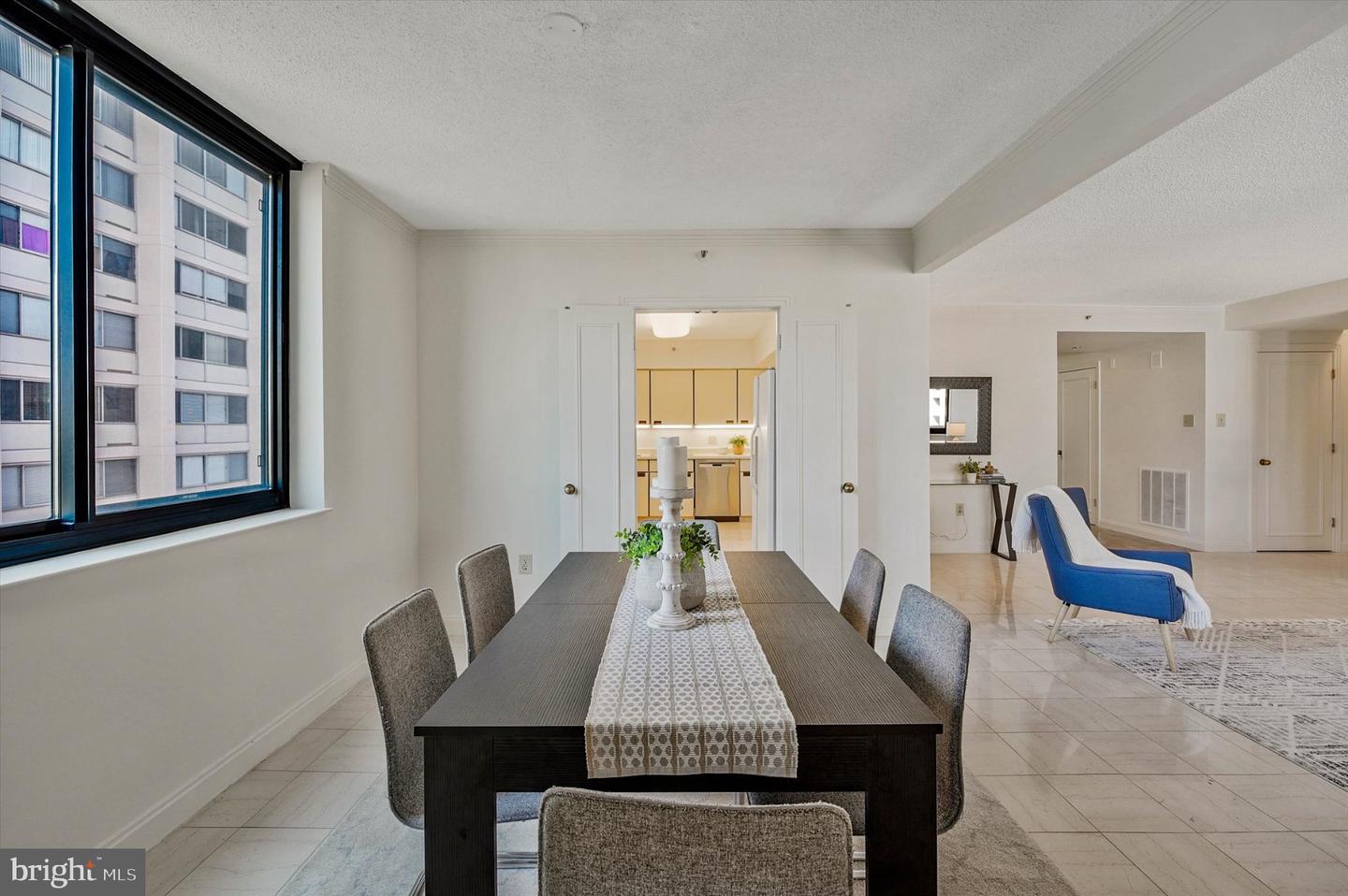 4550 N Park Ave #812 Property Photo 16
