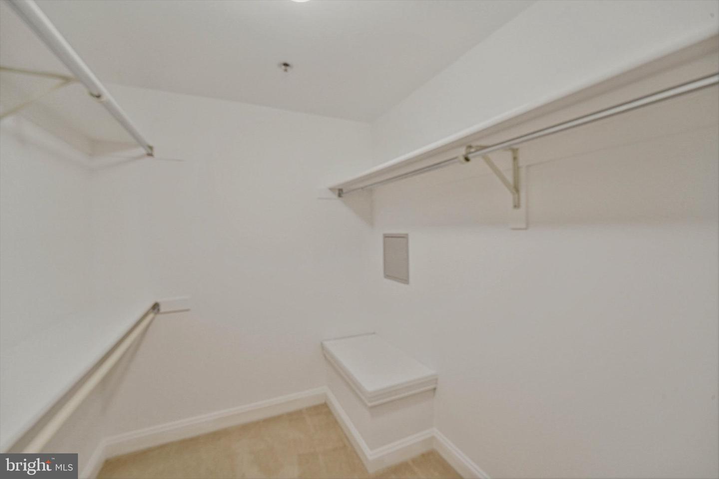 4550 N Park Ave #812 Property Photo 37