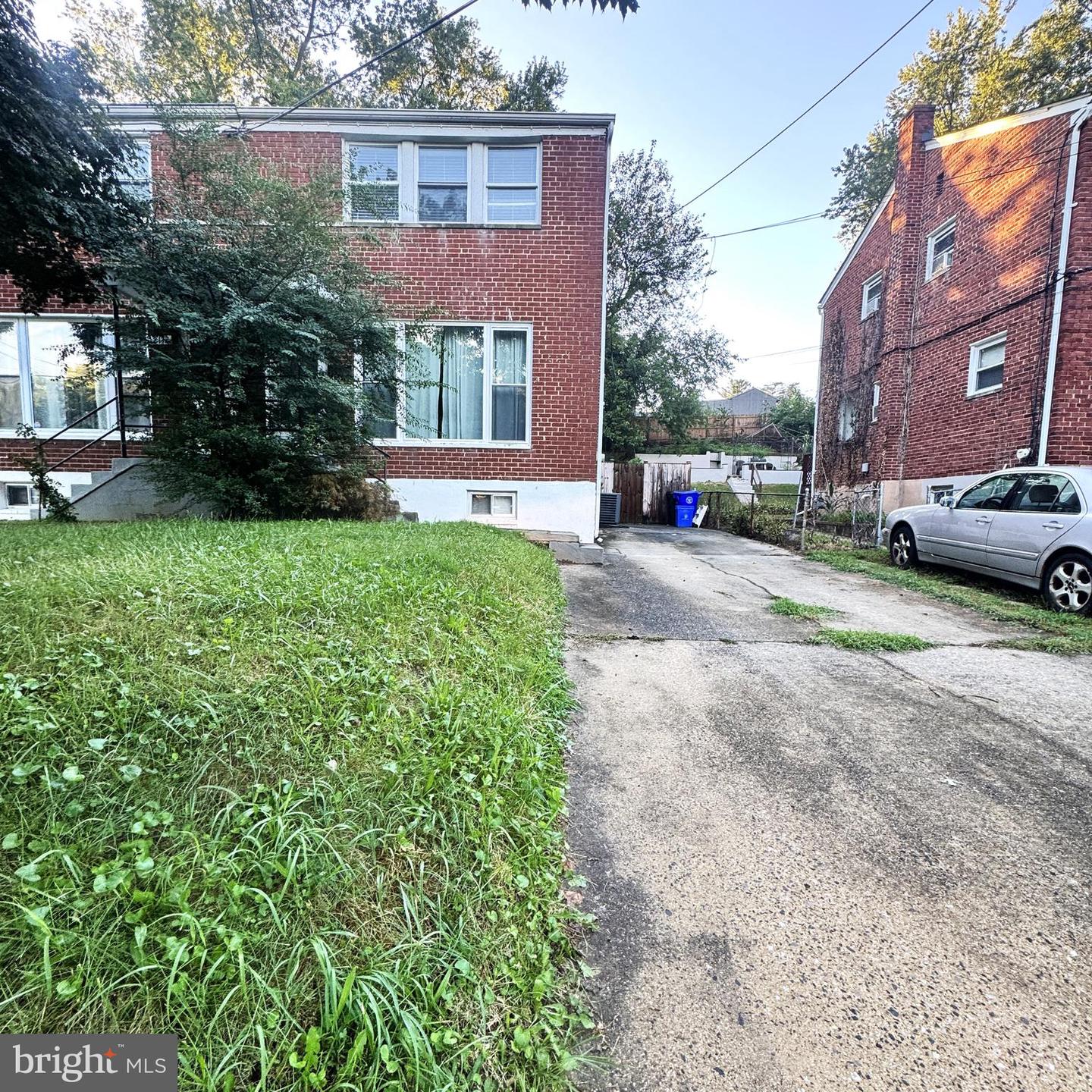 12114 Dalewood Dr Property Photo 1